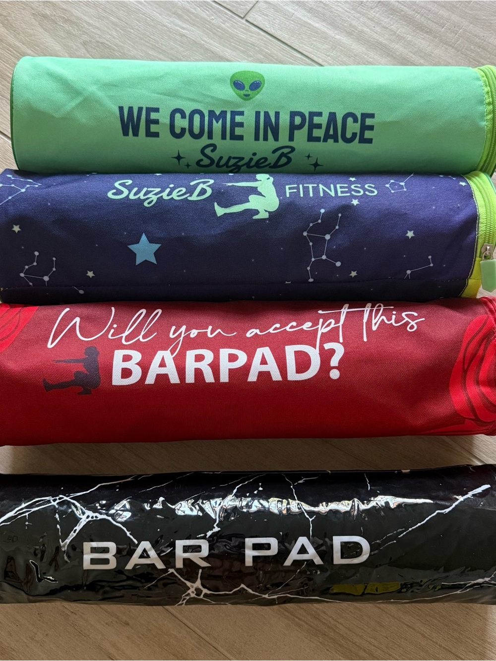 SuzieB Lot of 4 Brand New Bar Pads Alien, Rose, Marble, Astrology